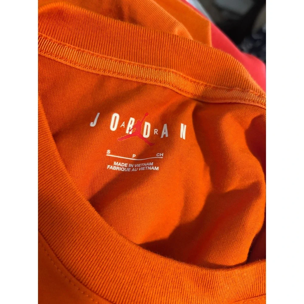 Jordan Artist Series Flight Graphic T-Shirt Mens Small Orange Barber